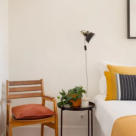 Graca Charm Flat With Sunny Balcony Daire *