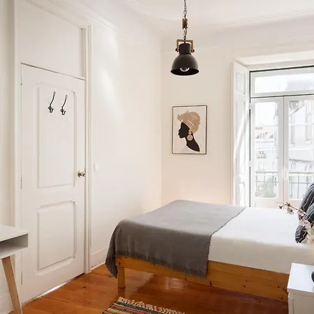 Daire Graca Charm Flat With Sunny Balcony