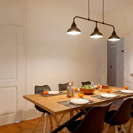 Graca Charm Flat With Sunny Balcony Lisboa