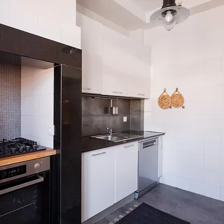 Graca Charm Flat With Sunny Balcony Lisboa